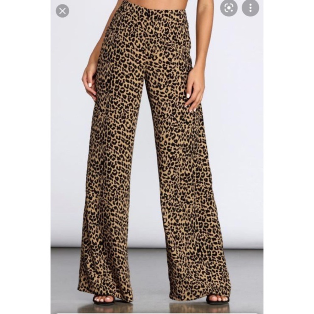 Wide leg leopard print pants women’s large